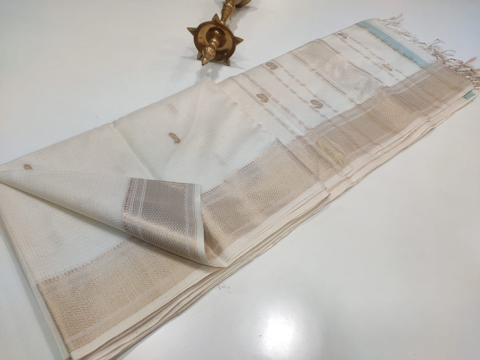 Maheshwari Silk Wave Saree Ivory White